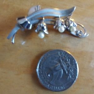 Beautiful Sterling Silver Floral Pin by Timothy Sh